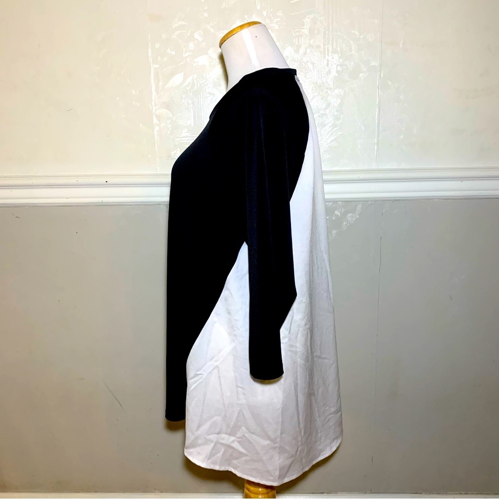 Alfani Woman’s Black & White Color Block 3/4” Sleeve’s Tunic Top Longline size L